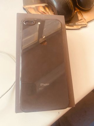 iPhone 8 Plus