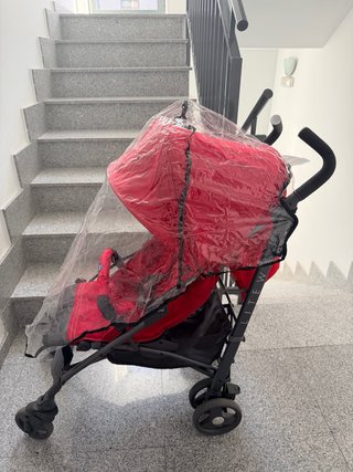 Silla de paseo Chicco Liteway roja