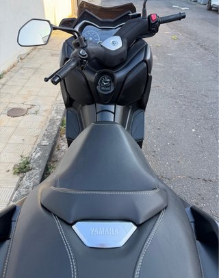 Yamaha XMAX 300 Negra