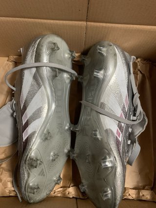Zapatillas de fútbol Adidas plateadas