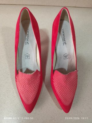 Stilettos Vanessa's Secrets Rojos
