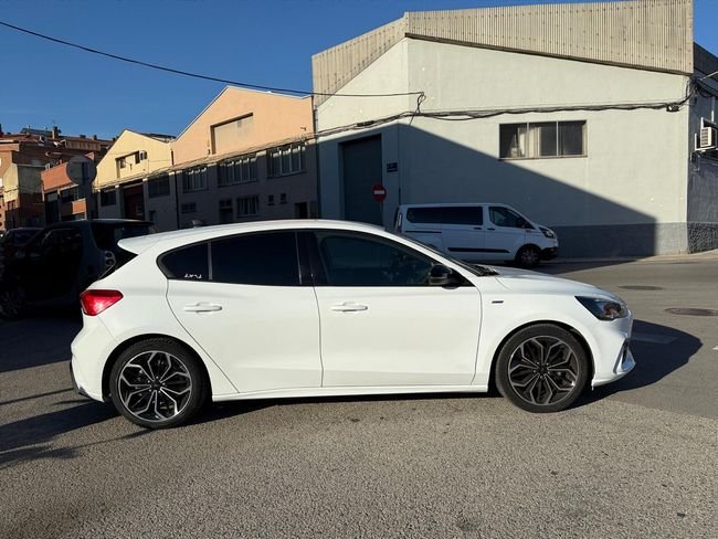 Ford Focus 1.0 Ecoboost ST-Line 2021, foto 15