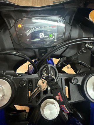 Yamaha R125 Azul