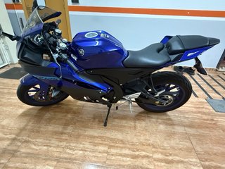 Yamaha R125 Azul