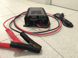 Cargador de Baterías Nordelettronica NE186