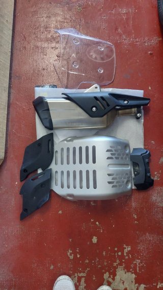 CF MOTO 450 MT