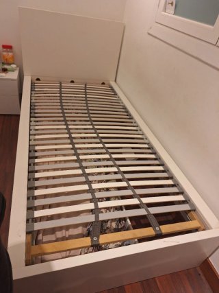 Cama Ikea con cajones