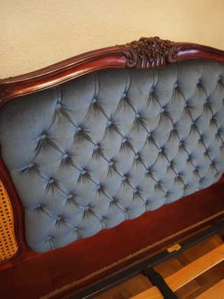 Conjunto Dormitorio Cama Mesillas cómoda y espej