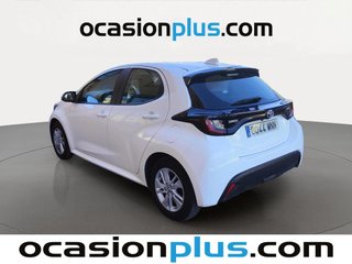 Toyota Yaris 120H Business Plus 85 kW (116 CV)