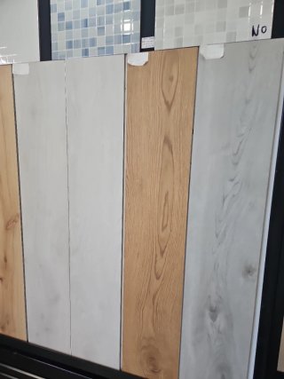 Azulejos varios - Hecho en España