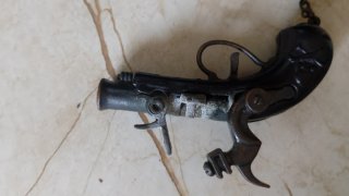 Pistola de Juguete Antigua de Hierro