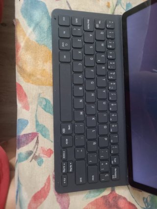 Tablet con Teclado y Lápiz