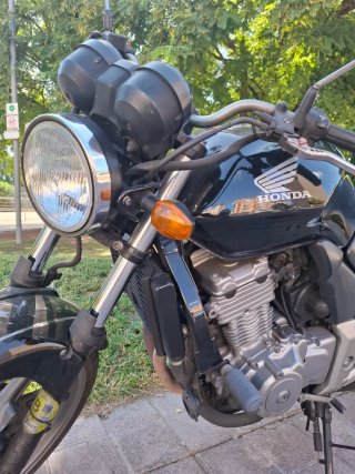 Honda CBF500 Negra