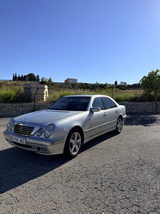 Mercedes-Benz Clase E 2000