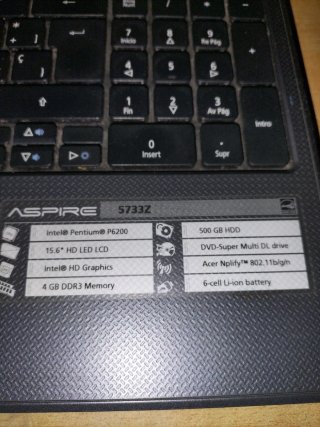 Portátil Acer Aspire 5733