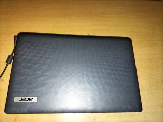 Portátil Acer Aspire 5733