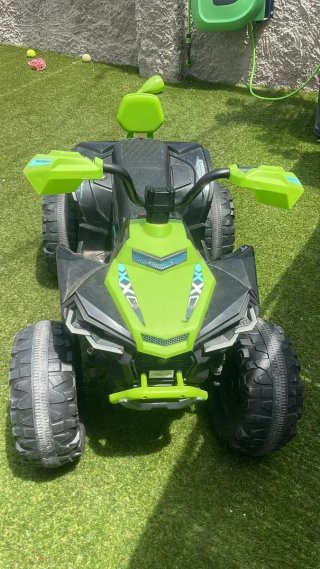 Quad infantil eléctrico verde