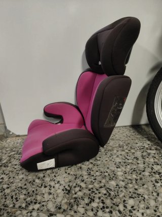 Silla y  Alzador de coche Vivitta