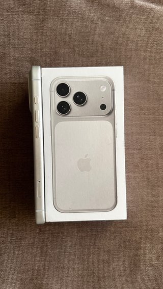 iPhone 17 Pro 256GB Plateado 97% de bateria