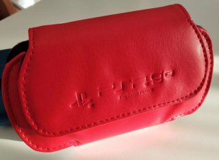 Funda Piel PSP Go Sony Roja