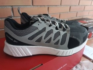Deportivas de seguridad Reebok Talla 43