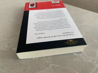 El amo / The Master (Jotadé) (Spanish Edition)