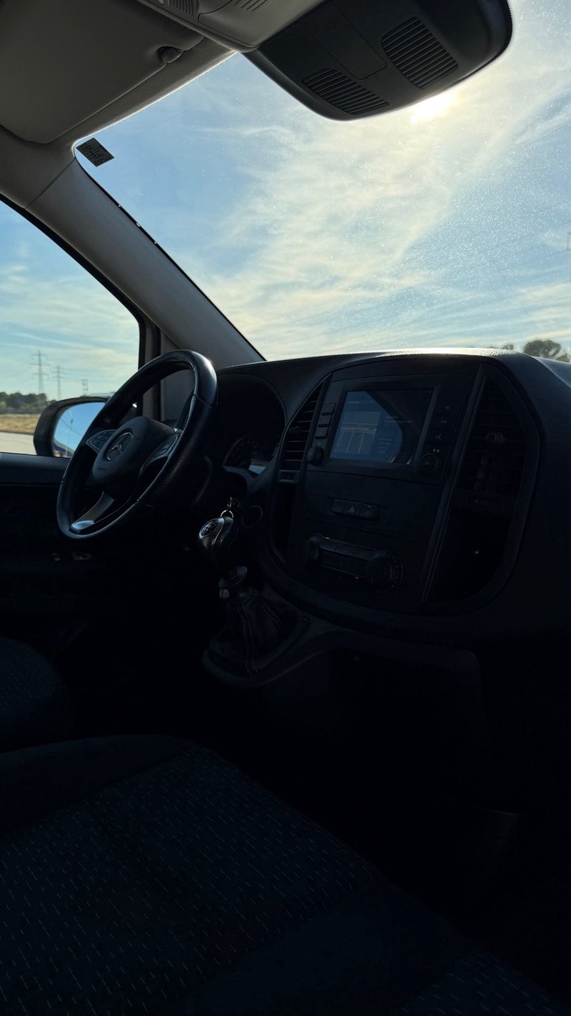 Mercedes-Benz Vito 2022, foto 25