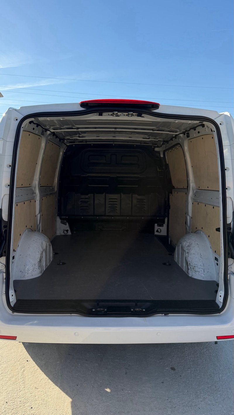 Mercedes-Benz Vito 2022, foto 30