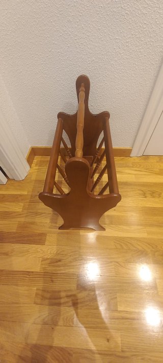 Revistero vintage madera maciza