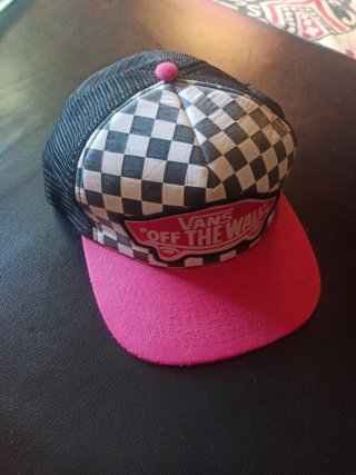 Gorra Vans Checkerboard Rosa y Negra