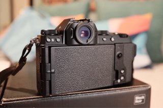 Fujifilm X-S20 con objetivo 18-55mm