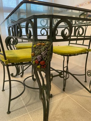 Conjunto de Mesa y 4 Sillas de Forja