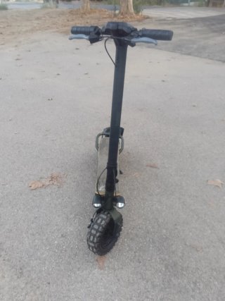 Patinete Eléctrico Cecotec Bongo Z40 vendo, cambio