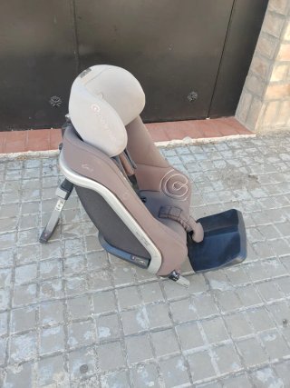 Sillita de coche Concord Reverso Plus