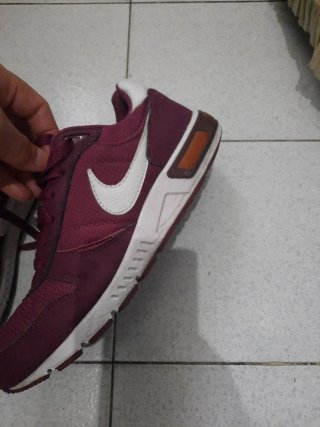 Zapatillas Nike granate