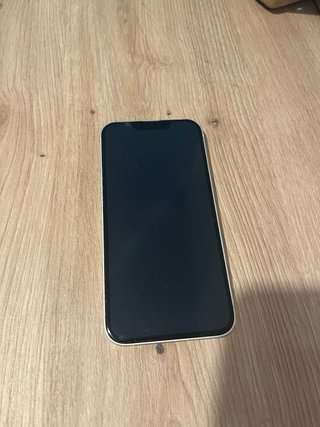 iPhone 13 128GB 76% Batería