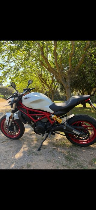 Ducati Monster 797 año 2017