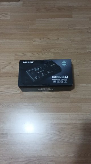 Pedalera Multiefectos NUX MG-30