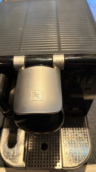 Cafetera DeLonghi Nespresso en buen estado