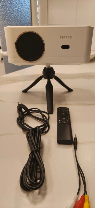 Proyector TOPTRO. Modelo X6