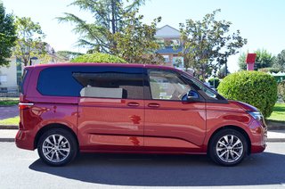 Volkswagen T7 Multivan 2.0 TSI 204cv DSG7 7 plazas