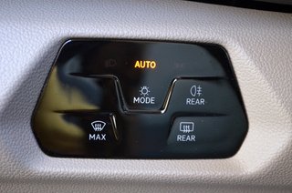 Volkswagen T7 Multivan 2.0 TSI 204cv DSG7 7 plazas