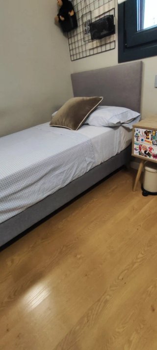 Conjunto de Cama: Somier, Colchón y Cabecero