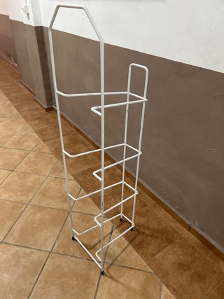 Estantería para Garrafas de Agua