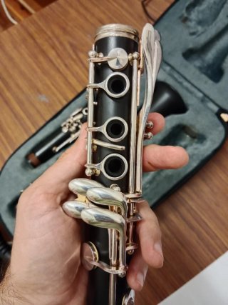 Clarinete Sib Buffet E11