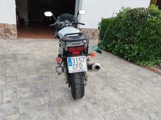 Yamaha FZS 600