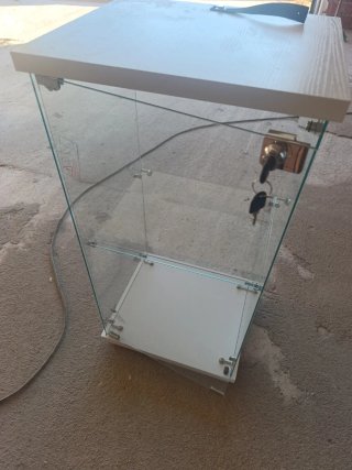 Vitrina de Cristal con Cerradura