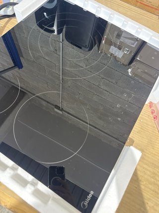 Placa Vitrocerámica Midea 3 fuegos 5200W