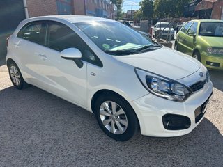 MUY CUIDADO!!!! KIA RIO GASOLINA