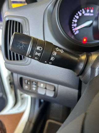 MUY CUIDADO!!!! KIA RIO GASOLINA